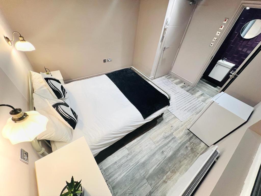 London Crescent House Top Location Ensuites Rooms Great Value Екстер'єр фото