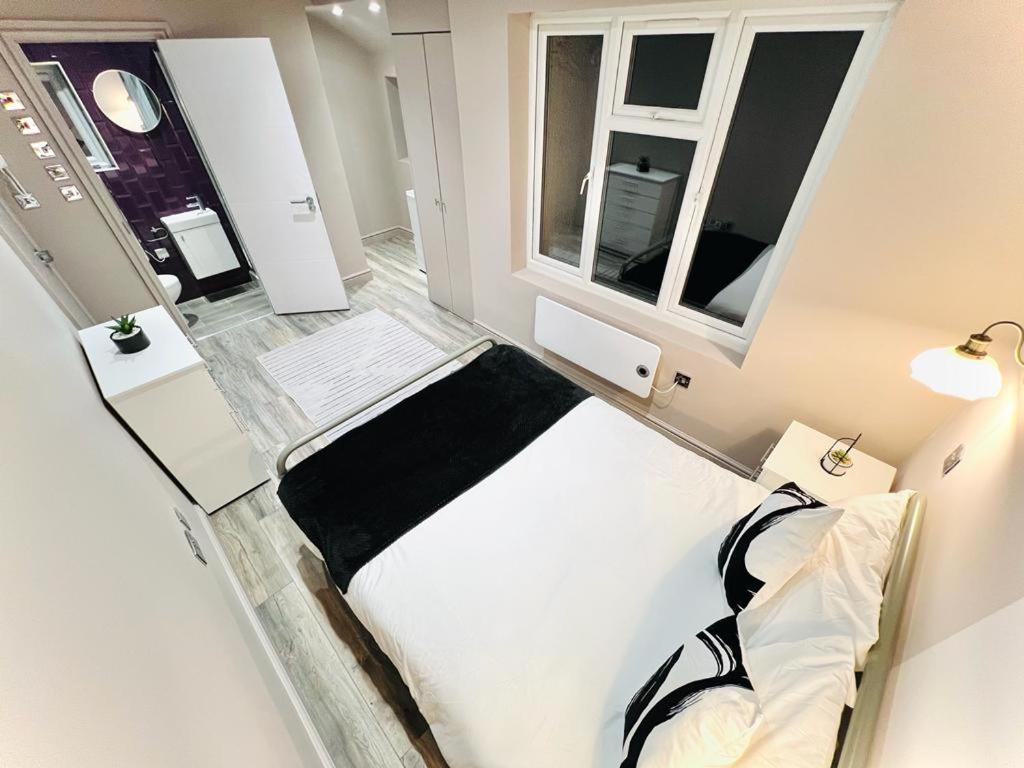 London Crescent House Top Location Ensuites Rooms Great Value Екстер'єр фото